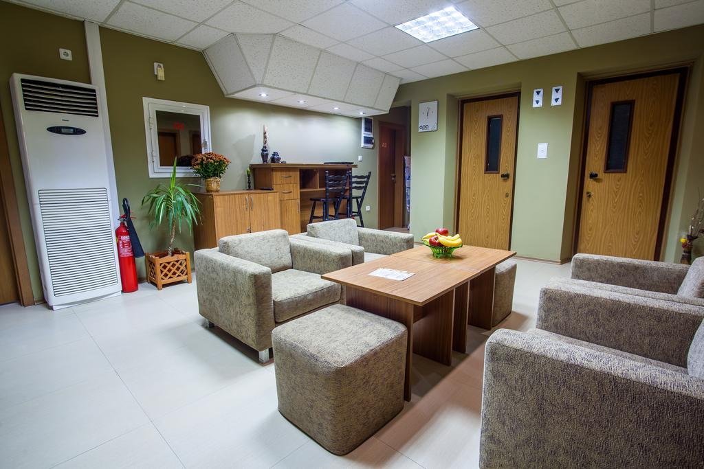 Panorama Top Floor Rooms In Hotel Tundzha Yambol Exterior photo