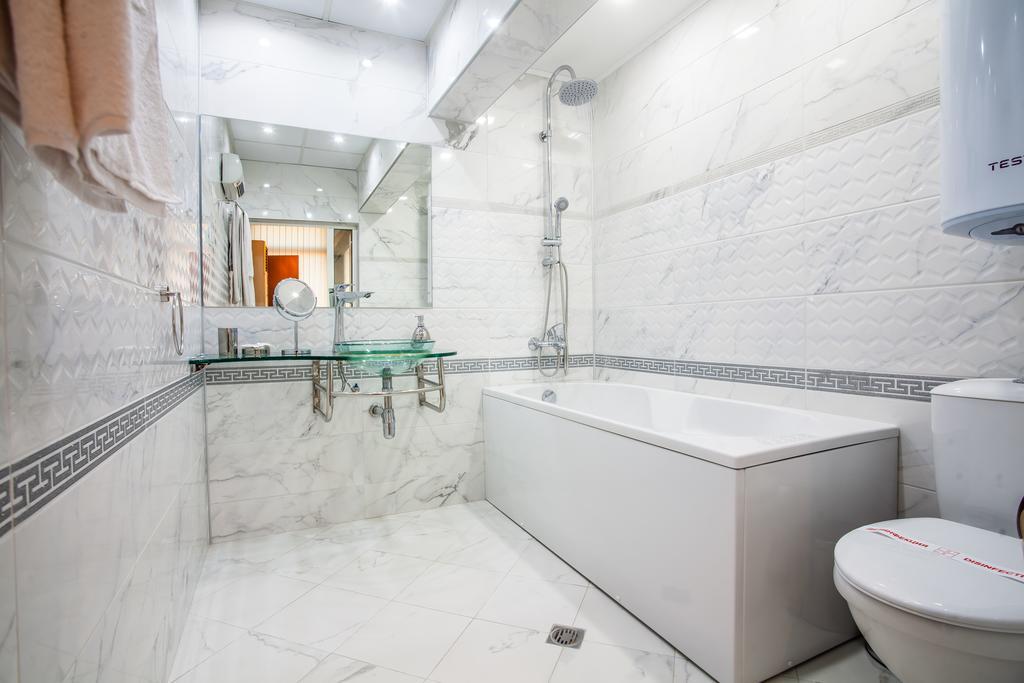 Panorama Top Floor Rooms In Hotel Tundzha Yambol Exterior photo