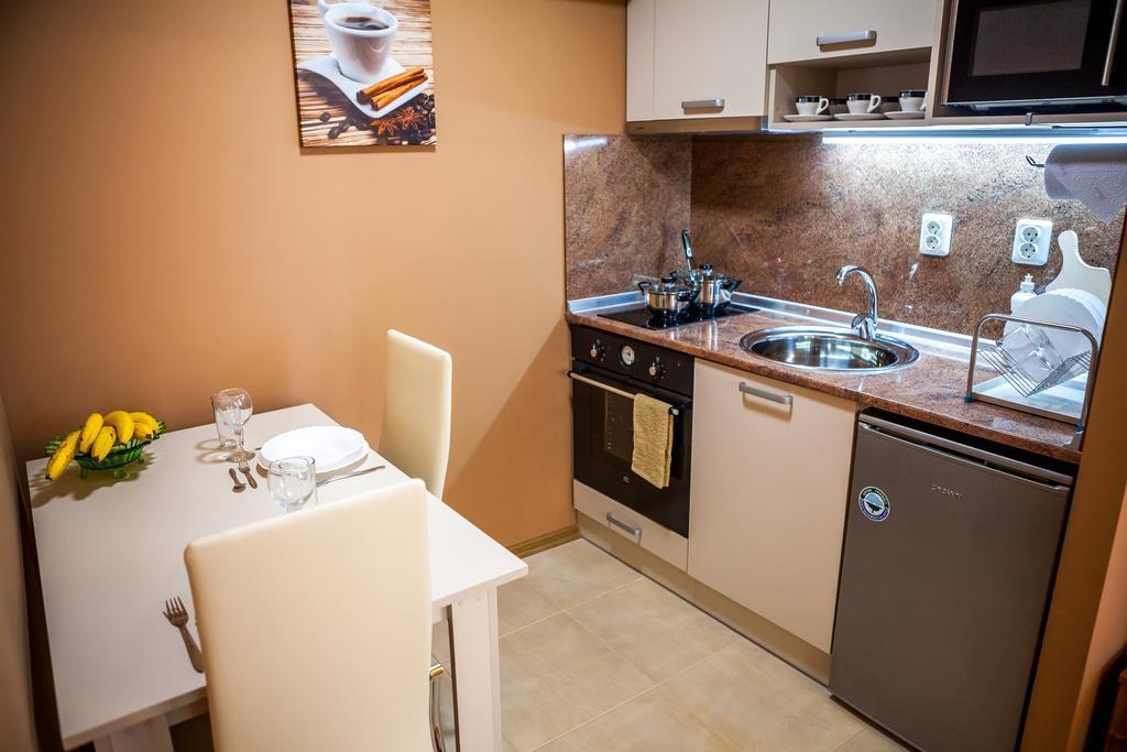 Panorama Top Floor Rooms In Hotel Tundzha Yambol Exterior photo