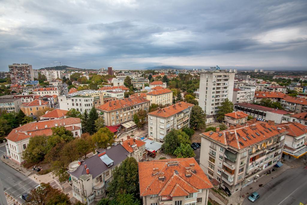 Panorama Top Floor Rooms In Hotel Tundzha Yambol Exterior photo
