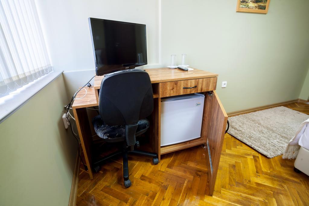 Panorama Top Floor Rooms In Hotel Tundzha Yambol Exterior photo