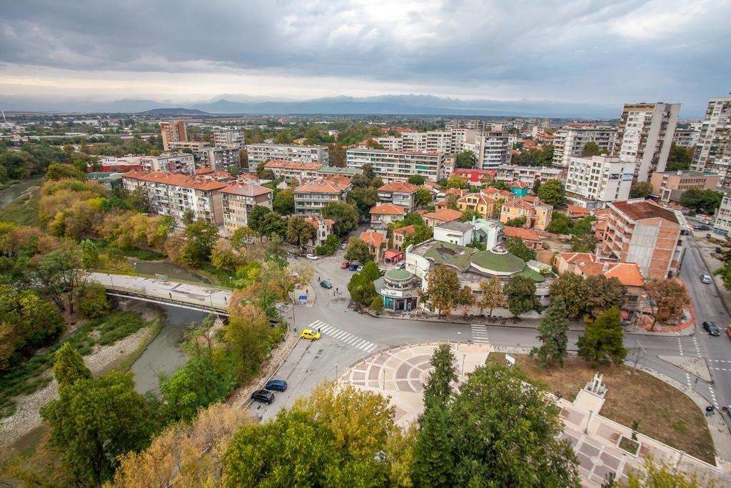 Panorama Top Floor Rooms In Hotel Tundzha Yambol Exterior photo