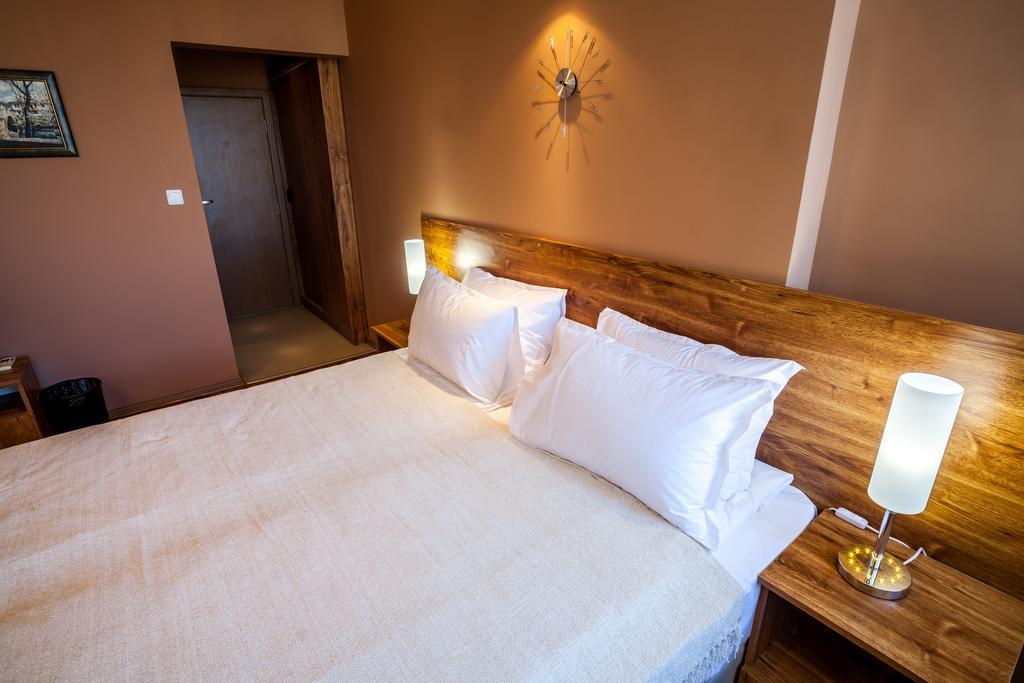 Panorama Top Floor Rooms In Hotel Tundzha Yambol Exterior photo